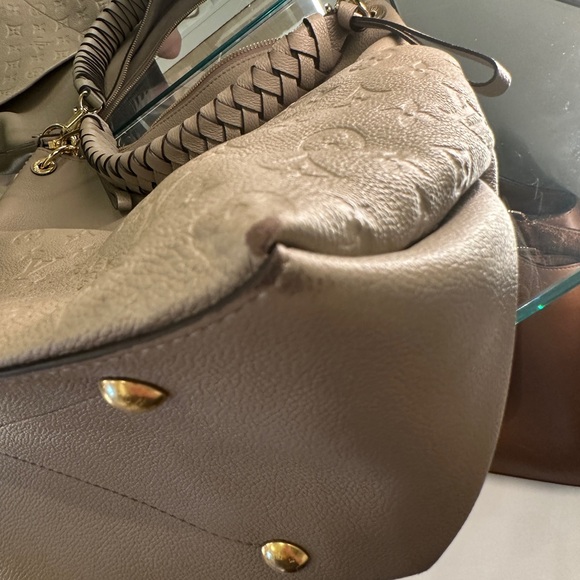 Louis Vuitton Monogram Empreinte Maida Hobo Bag - Picture 10 of 15